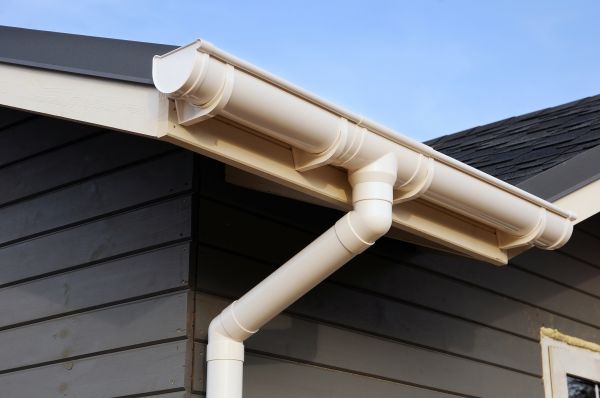 Cost of Roof Gutter Replacement in Fort Worth