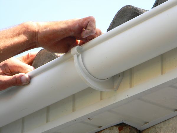 Cost of Plastic Gutter Repair in Fort Worth