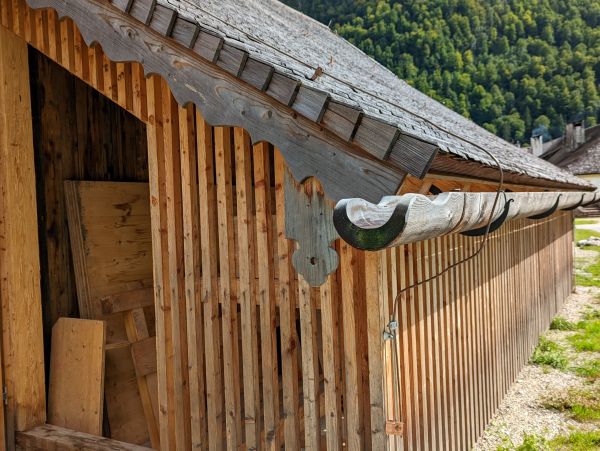 Cost of Wood Gutter Installation in Fort Worth